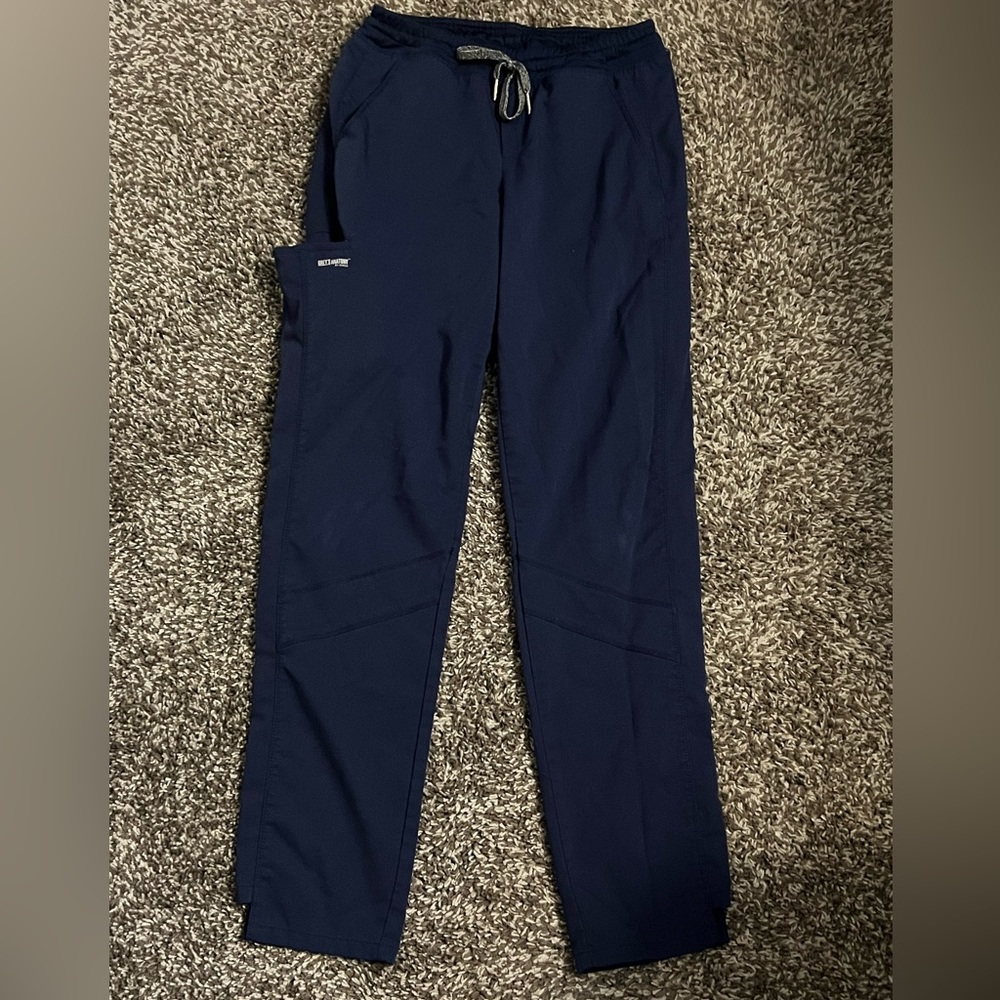 Grey’s Anatomy by Barco. Active spandex stretch. Size SMALL. Navy blue.